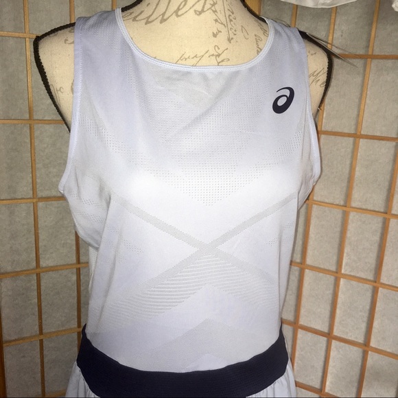 NWT ASICS Tennis Dress Soft Sky Blue W Shorts Athleticwear Large - Picture 4 of 13